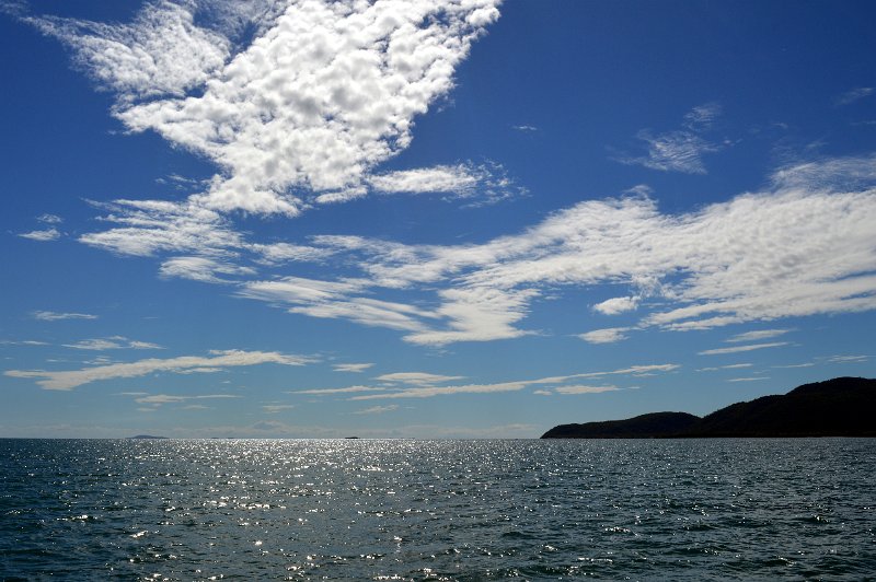08Tville (77).JPG - Townsville; Magnetic Island trip - fishing near Cockle Bay